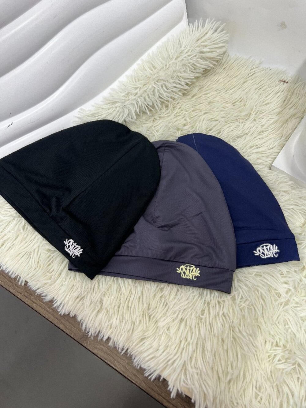 Skull Beanie Hat 3 Pack Black Blue Gray Embroidered Knit Winter Cap Streetwear S